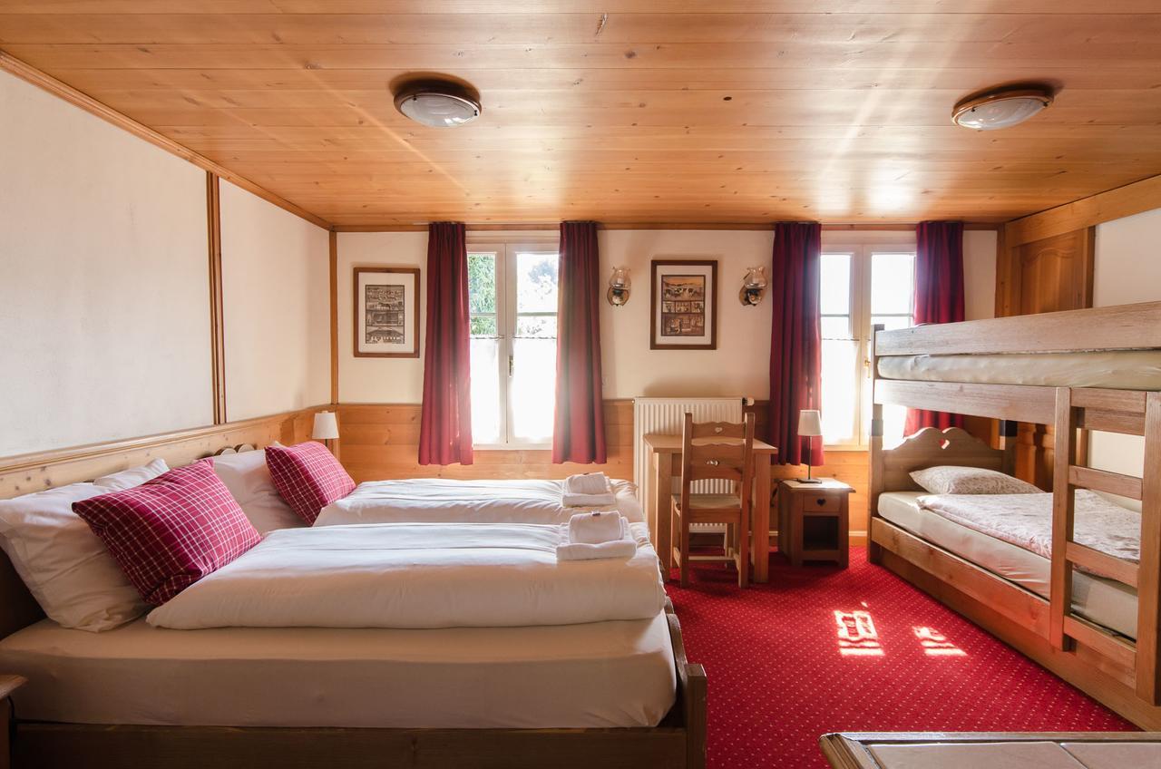 Family B&B Le Vieux Chalet Шато-д'О Екстериор снимка