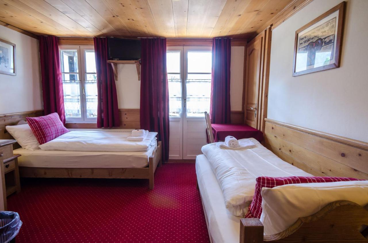 Family B&B Le Vieux Chalet Шато-д'О Екстериор снимка