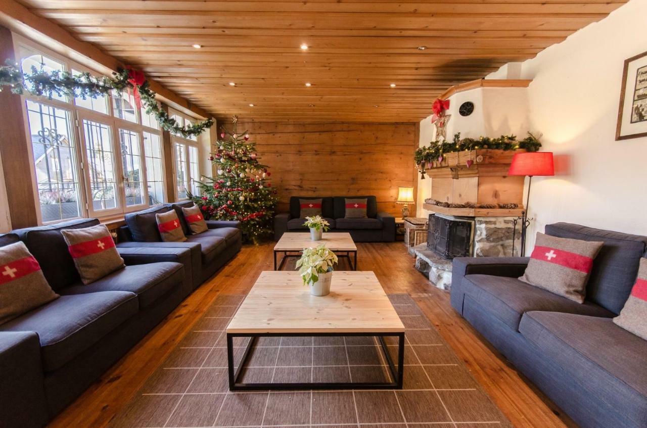Family B&B Le Vieux Chalet Шато-д'О Екстериор снимка